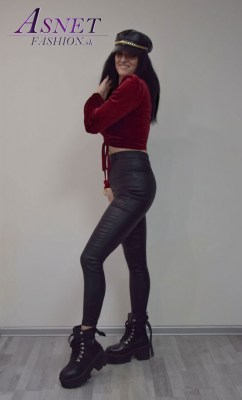 Dámske čierne elastické skinny nohavice 781