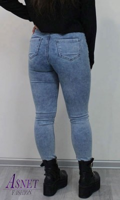 Dámske modré tieňované skinny jeans s vysokým pásom 975